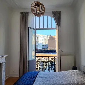 Brussels Bed & Blockchain Private With Shared Bathroom Pensjonat Etterbeek