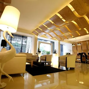 wh-hotel.beiruthotelsdirect.com/