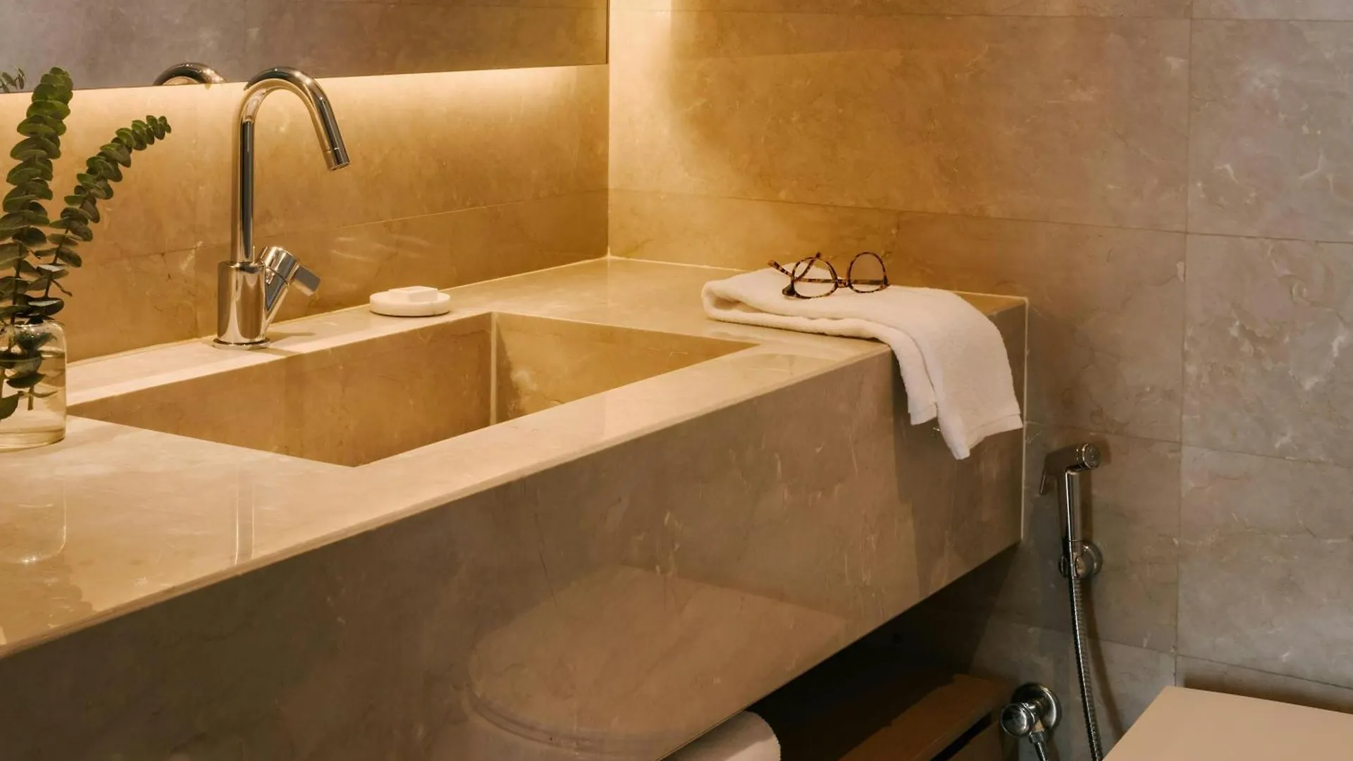 Sonder By Marriott Bonvoy Jbr The Walk Apartments Dubai 2*,