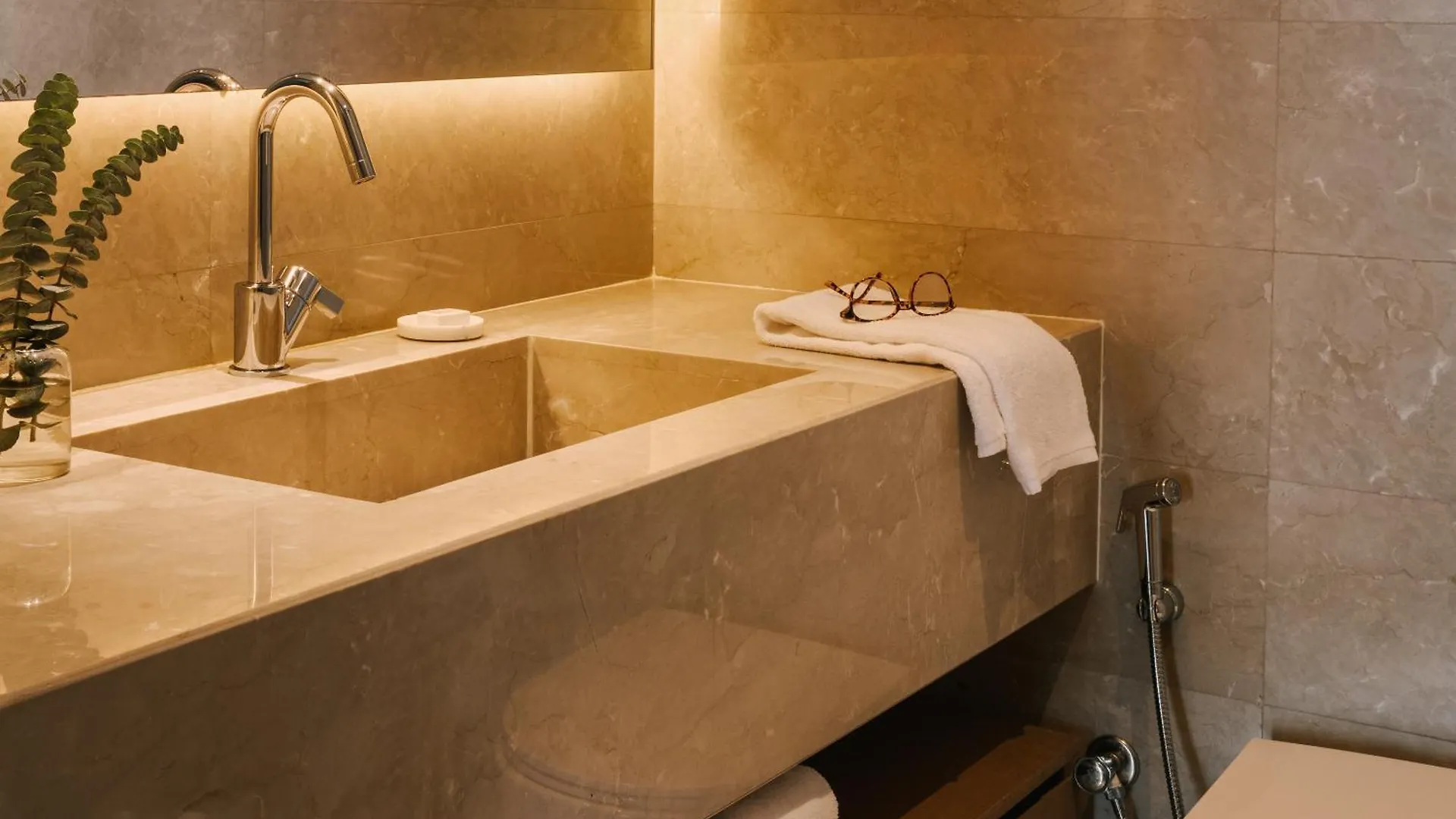 **  Sonder At Jbr The Walk Aparthotel Dubai United Arab Emirates